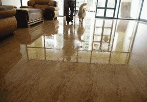 南方回南天潮湿到怀疑人生,南方的回南天潮湿