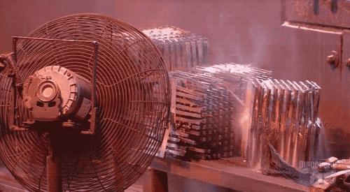 老君！别烧了，俺老孙的铁棒要生出磁性来了！