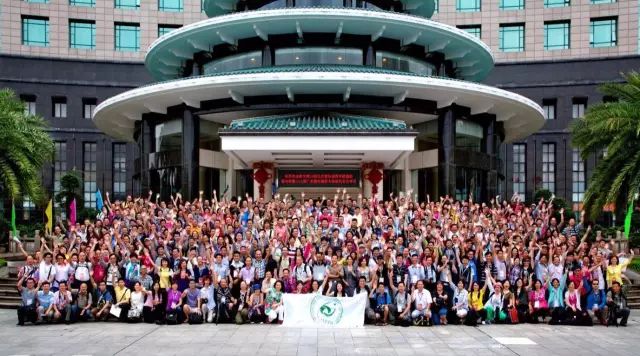 为优秀的学校点赞,为母校成绩点赞