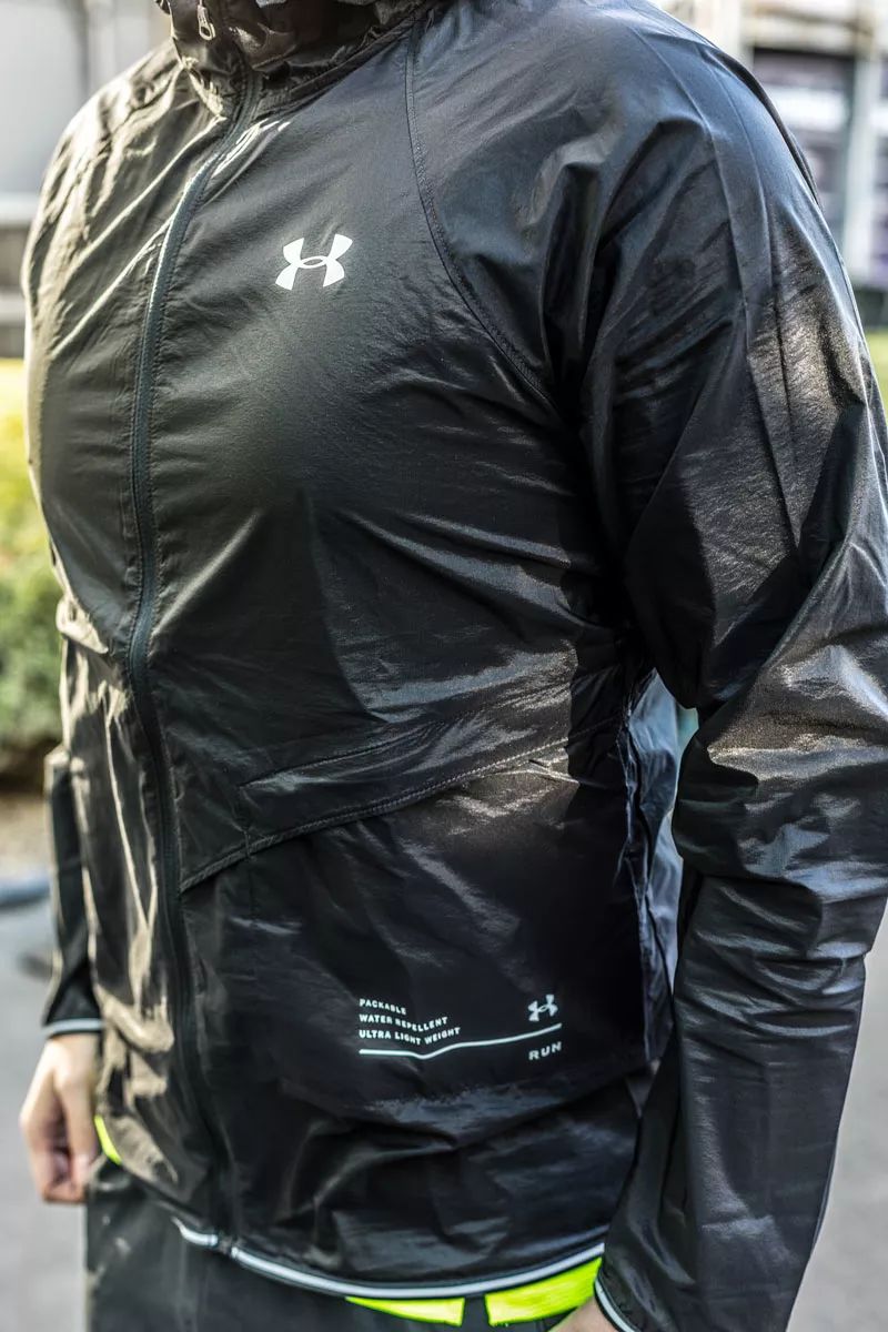 想买双叱咤健身房和街头的跑鞋？本次开箱一定要看！