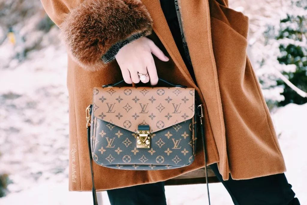 最近很火的一款包,今年爆火的包