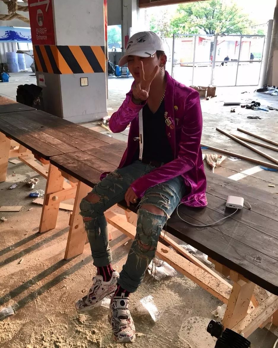 成龙和权志龙谁名气最大,成龙和权志龙