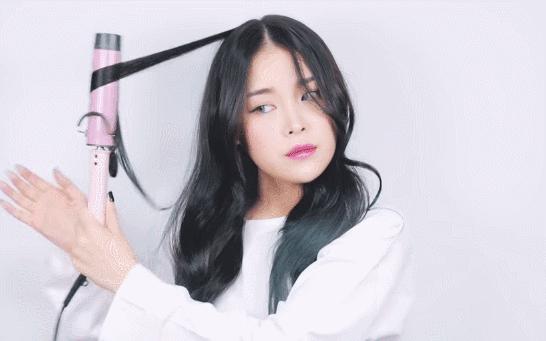 泫雅孔雪儿关晓彤,关晓彤和泫雅撞衫