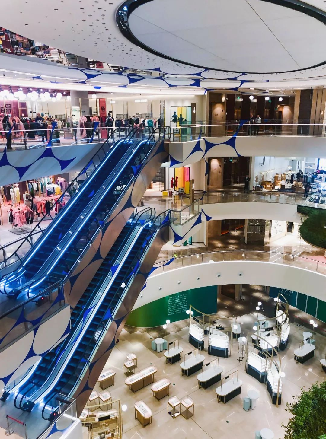 上海老佛爷百货折扣,上海老佛爷百货怎么购物