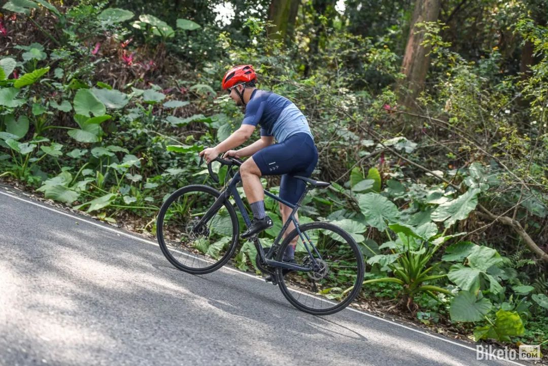 迪卡侬山地自行车rr520st测评,迪卡侬自行车triban520