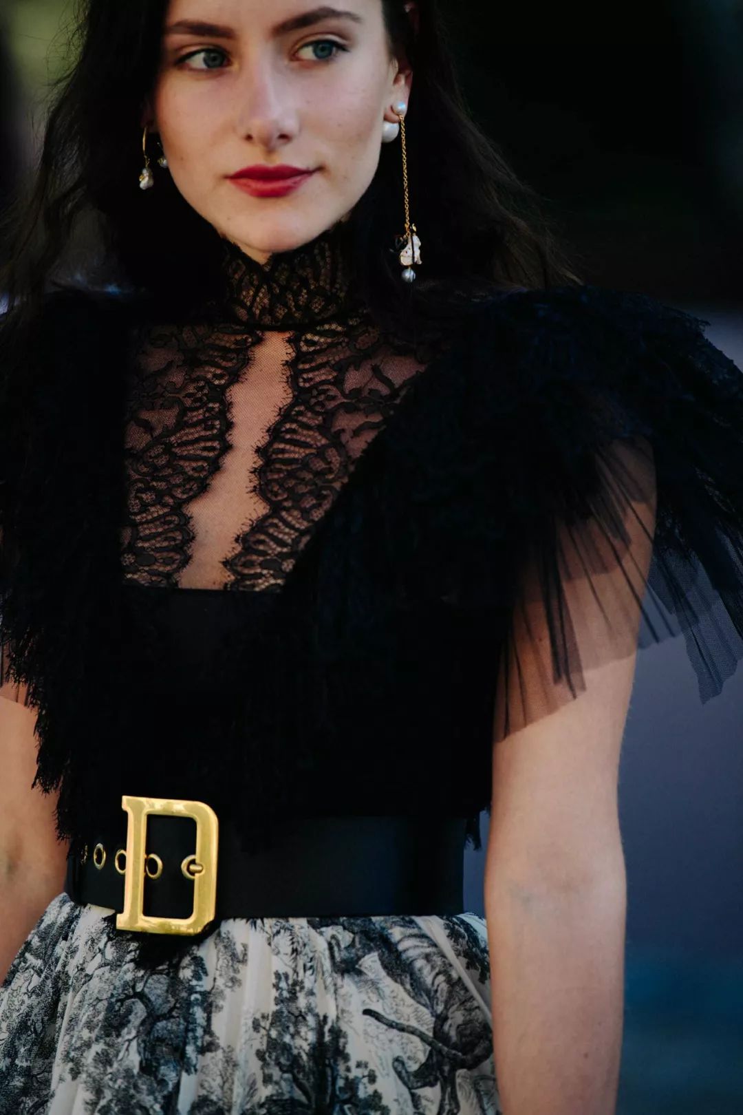 为什么有时候妖艳jian货和时装精仅有一线之隔？