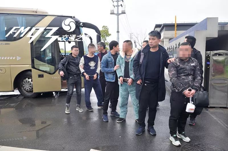 原来辨别真假烟这么简单,市面上的假烟都是如何制作的