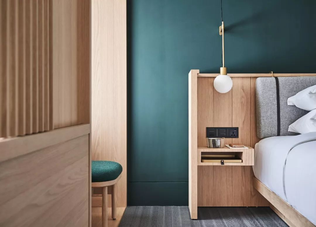 台北开了亚洲首家金普顿，我跟女神张钧甯擦肩而过