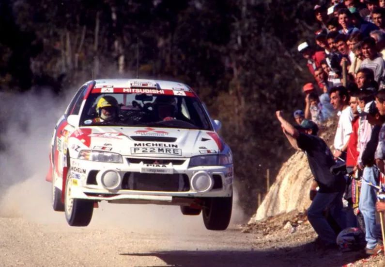 三菱lancerevolution历代车型,三菱lancerevolutionxgsr