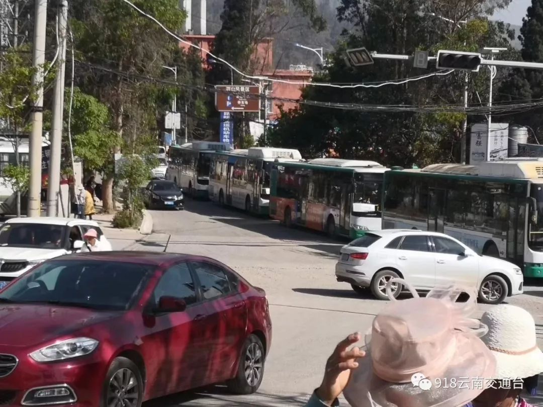 三天假期转瞬即逝！各大高速的返程高峰还在进行中……