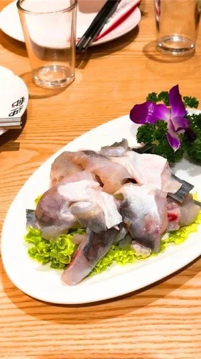 吃在大连,大连河豚鱼涮锅
