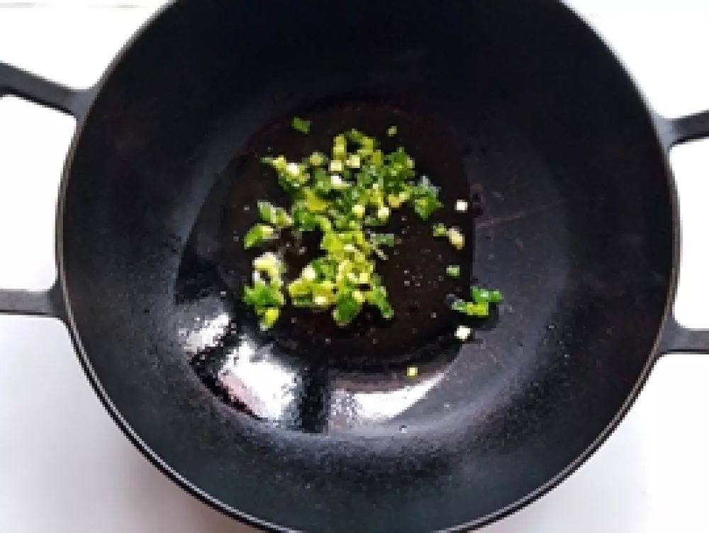 嫩蚕豆不带壳怎么吃,嫩蚕豆什么时候吃