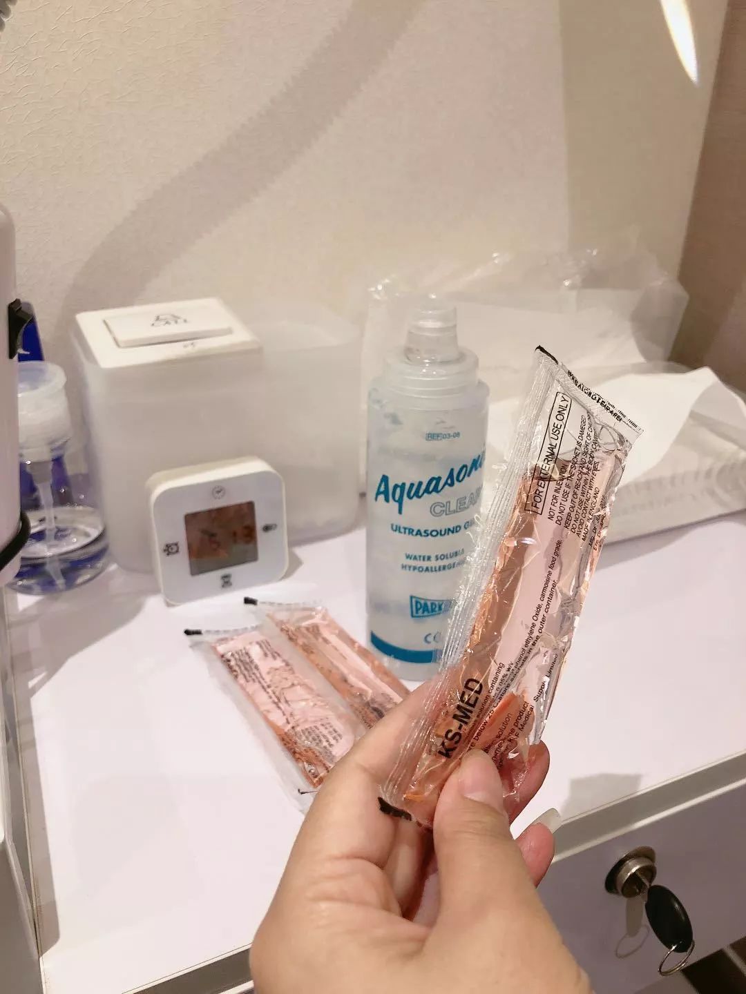 二胎后对老大的关爱应该怎样,二胎家庭其实更注重大宝的关心