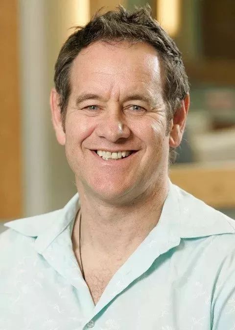 新西兰高端沙龙专用，2秒1喷，增发从“根”开始