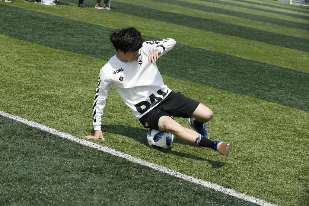 鸣锣开赛,鸣锣开市时刻中国公募