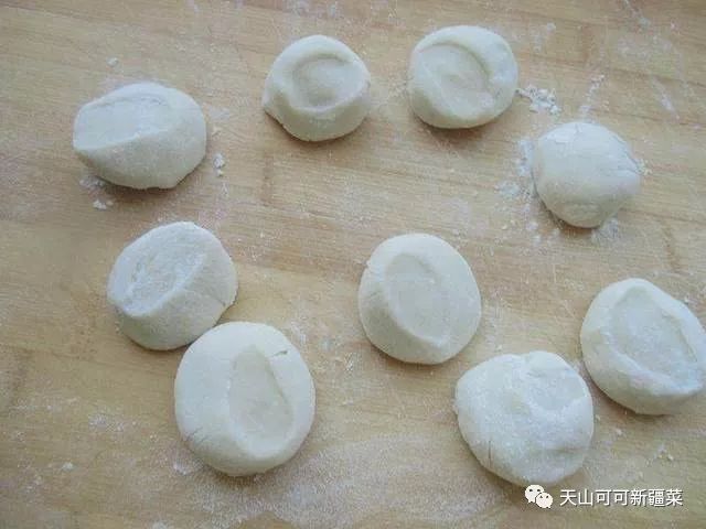 剩饺子怎么做和新包的一样,剩馅除了馅饼饺子包子还能做什么