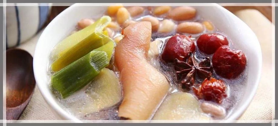 老年人记忆力减退吃什么食物好,老年人记忆力减退补充什么维生素