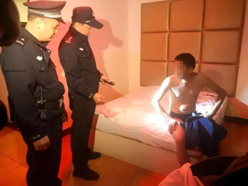 扫黑除恶丨亮剑！梧州警方北海铁山港警方严打风暴强度大