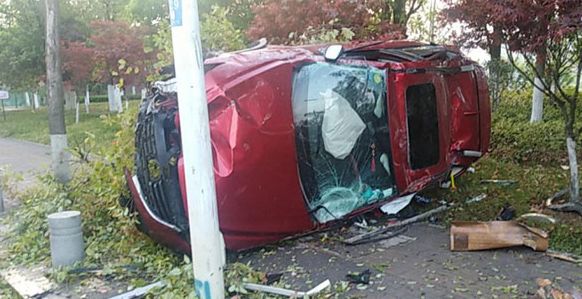 今日话题：奔驰销售服务有限公司道歉〡早安，张家界（348期）