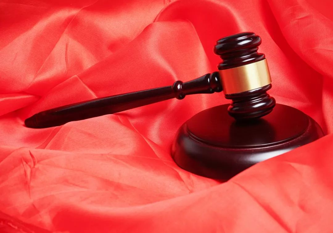 独家︱“莆田第一股”实控人受审80后富豪为何被指控合同诈骗数亿？