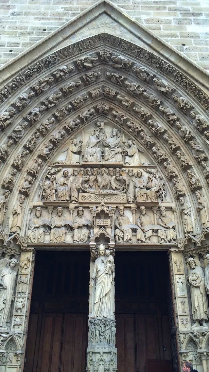 巴黎圣母院世界级的文化瑰宝,东方巴黎圣母院圣心大教堂