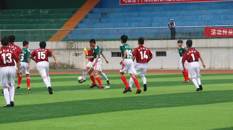 【多图】将来靠你们了！习水县校园足球三级联赛开赛