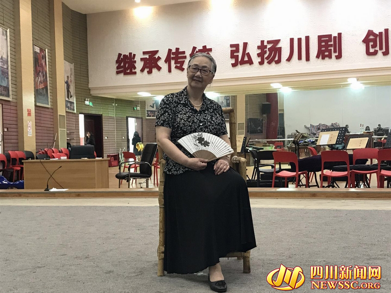 徐棻简介,剧作家徐棻