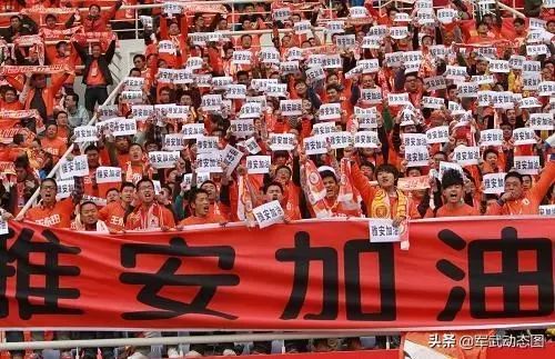 “我在卡塔尔，波澜壮阔的大海中央，奋斗着！为国争光！”丨我的青春宣言