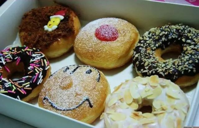 【重磅】一块面包撑起200亿市值上市公司！中国烘焙产业30年深度详解！