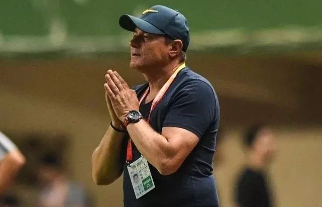 扎哈维绝杀英格兰,扎哈维绝杀助富力