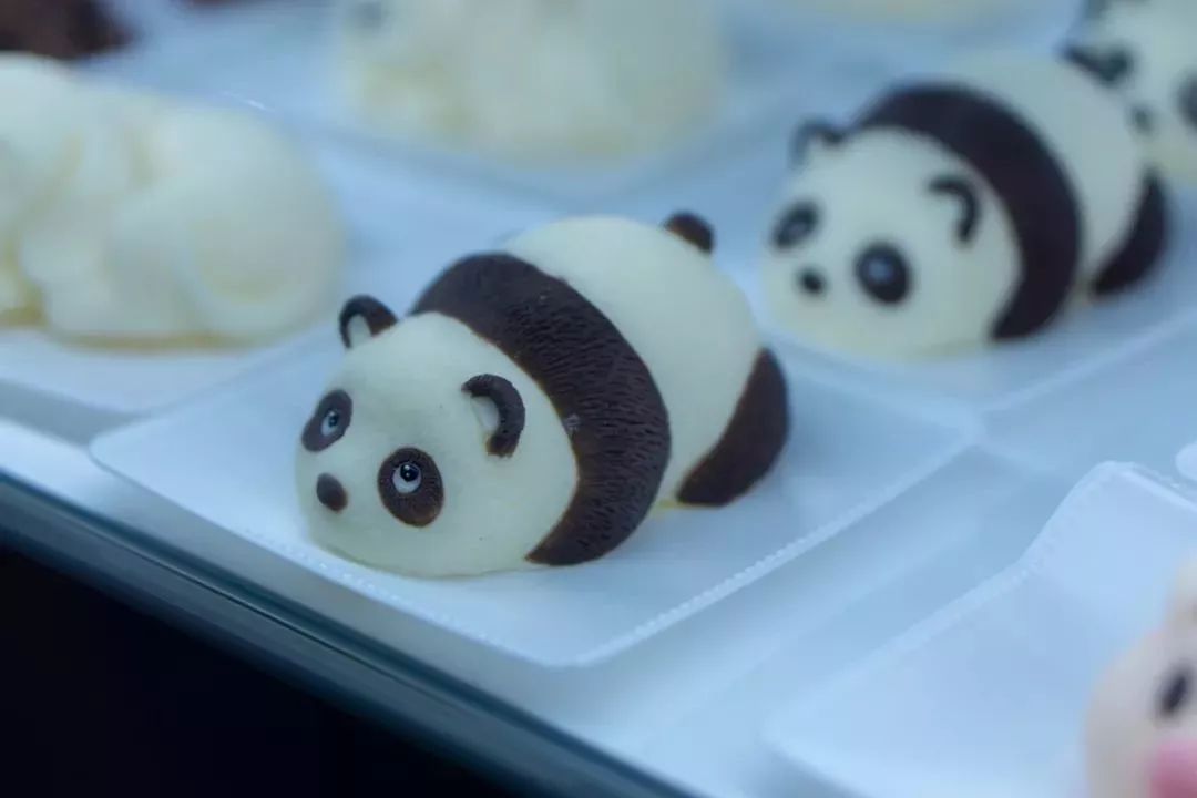 【荐读】熊猫：萌啥子哟，我是要雄起！