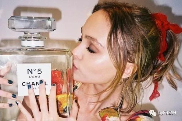 这些神仙级的香奈儿,我们有生之年可能都不会再见到第二次了