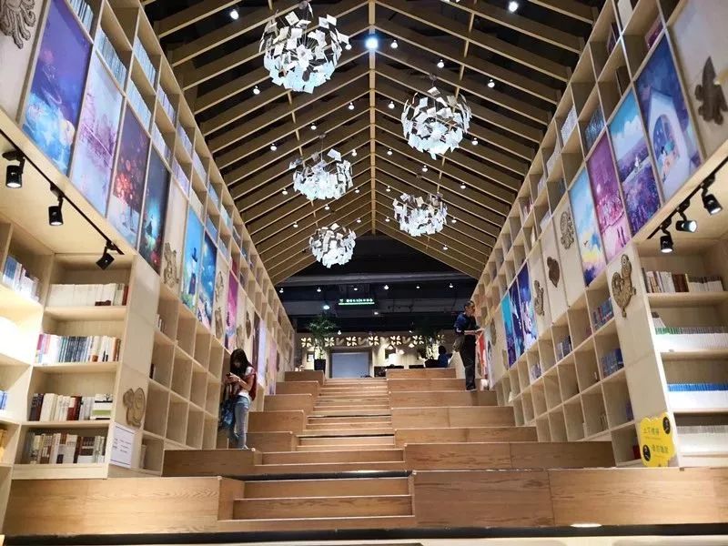 值得打卡的十家书店,没去过这些书店别说自己有腔调