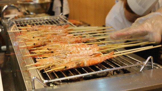 海鲜随便吃…还奖100块？遇上哈尔滨这家新店开业，减肥*党**哭了