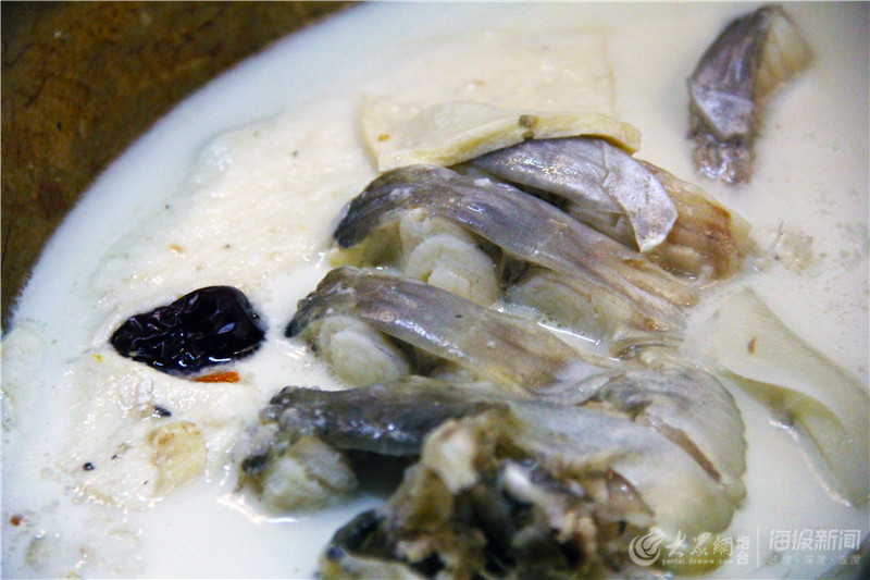 云南特色蒸汽石锅鱼探店视频,鲜潭蒸汽石锅鱼所有菜品推荐