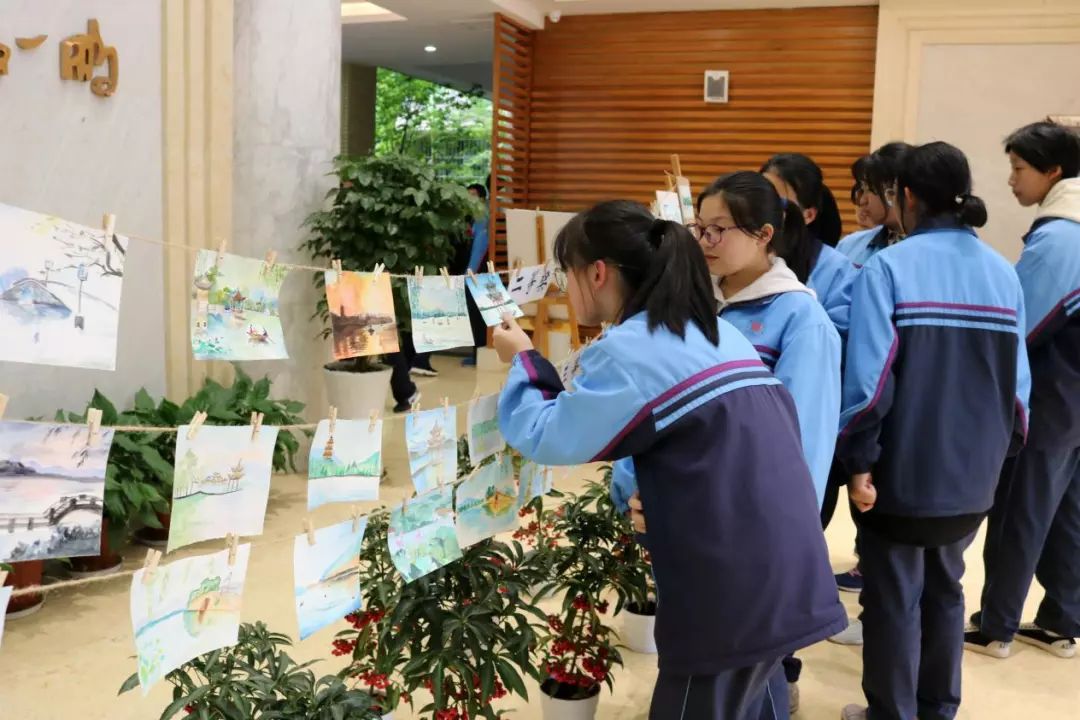 快乐体验快乐成长,快乐体验成长绘画二年级