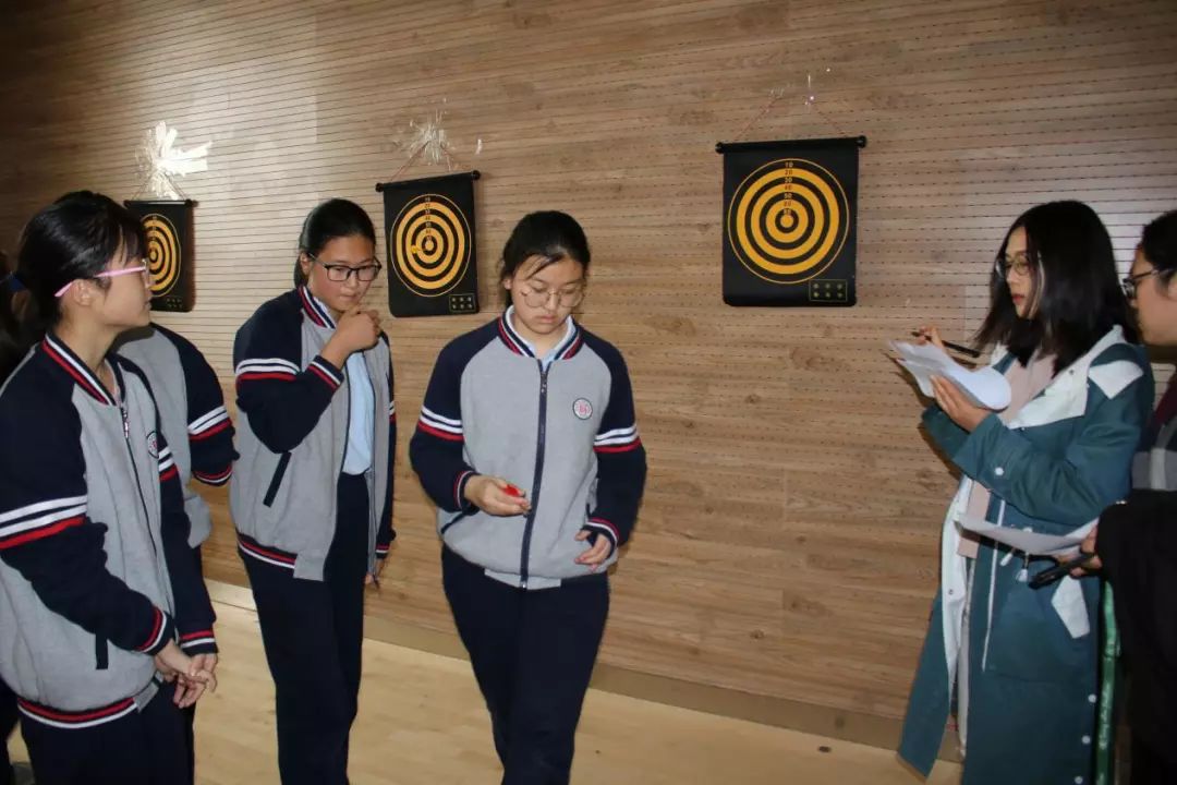 快乐体验快乐成长,快乐体验成长绘画二年级