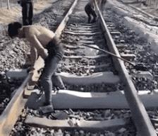 这25张*拍偷**照，暴露了中国父母的真面目