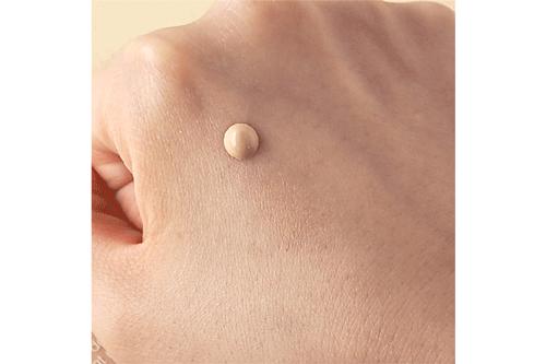 推荐一款比较好的自然的粉底液,好用又快的粉底液色号