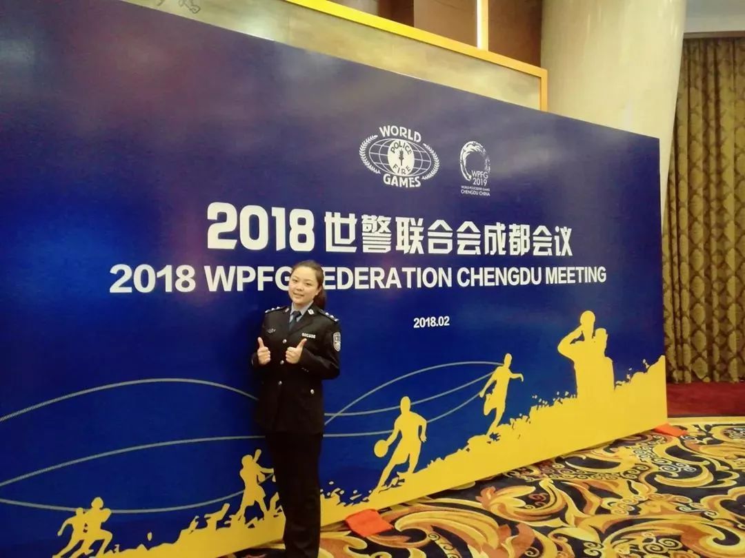 成都特警夜巡,成都特警最新消息