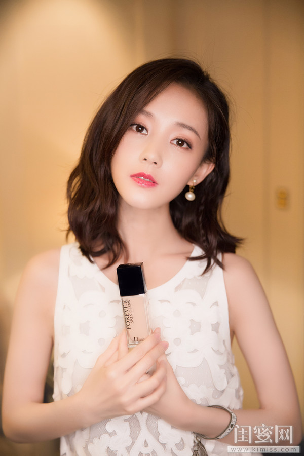 dior新一代锁妆粉底液测评,dior锁妆粉底柔雾