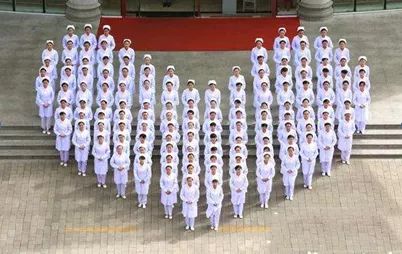 识迷|三瓶“神水”三万五，包治百病的邪道千万別信！