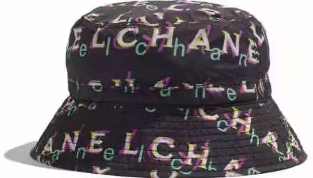 赫本的100顶帽子,为什么买100顶帽子