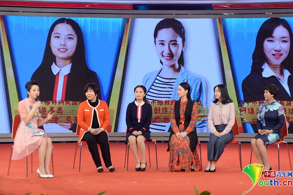 从网贷*底卧**到美女网警巾帼好网民清朗网络吐芳华