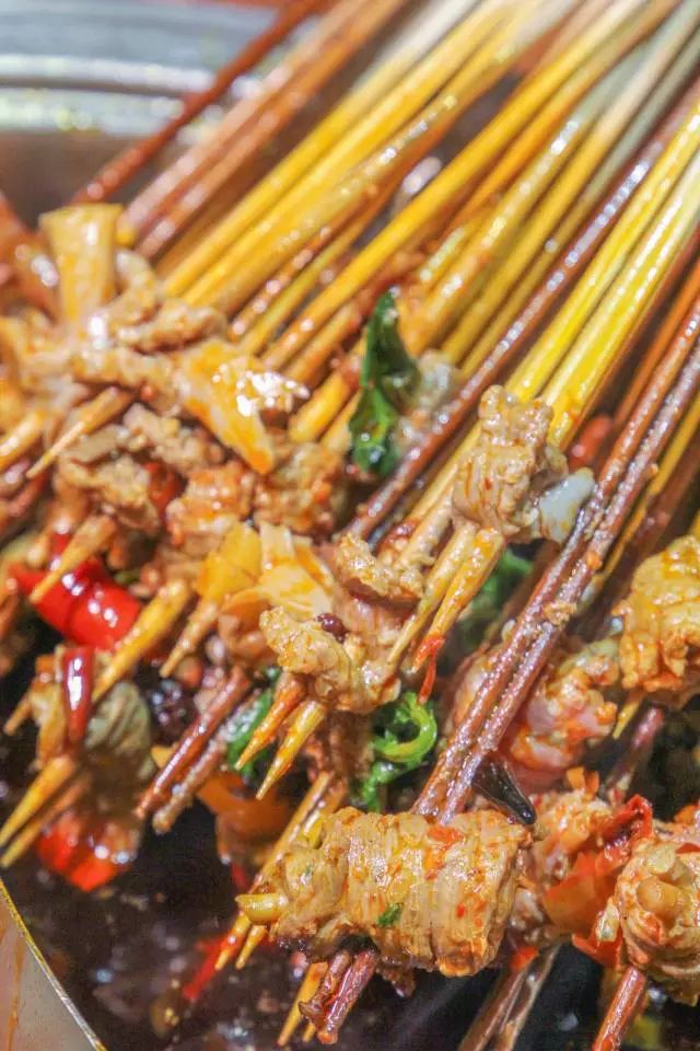 在成都市生活住哪个区比较好,在成都住一个月是租房还是住酒店