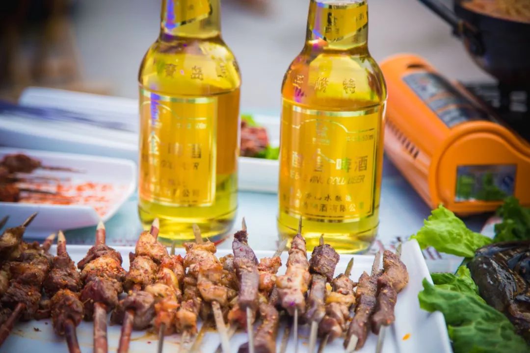 炸翻临沂的烧烤扛把子就在颐高！5.8折200串起撸才过瘾！