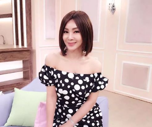 她是日本男性最想出轨女人,年近40还被身价200亿富豪狂追？