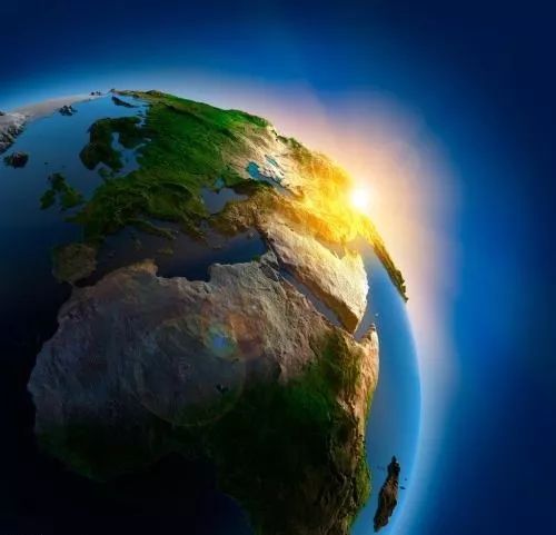 黄金是地下挖出来的吗,黄金真的掉地上是什么声音