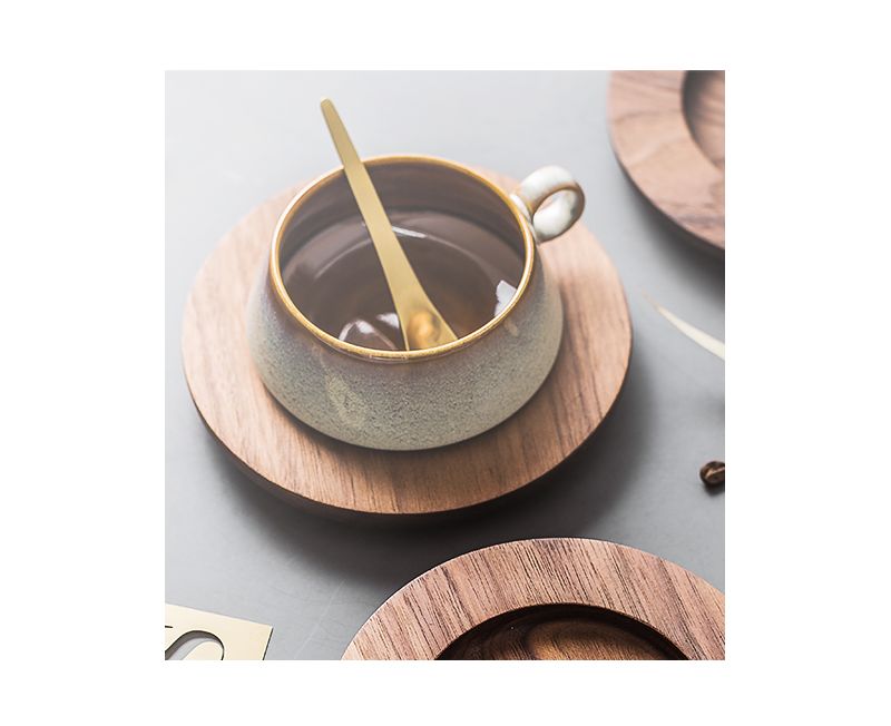 用价值上亿的杯子喝水,喝开水用的杯子什么质量好