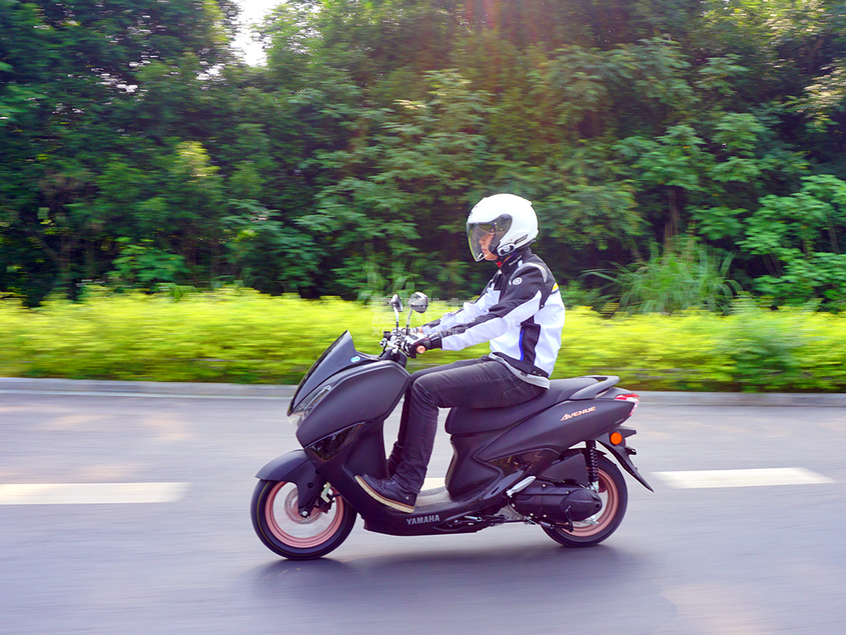 雅马哈巡鹰125和铃木uy125哪个好,本田裂行125和雅马哈巡鹰125比较